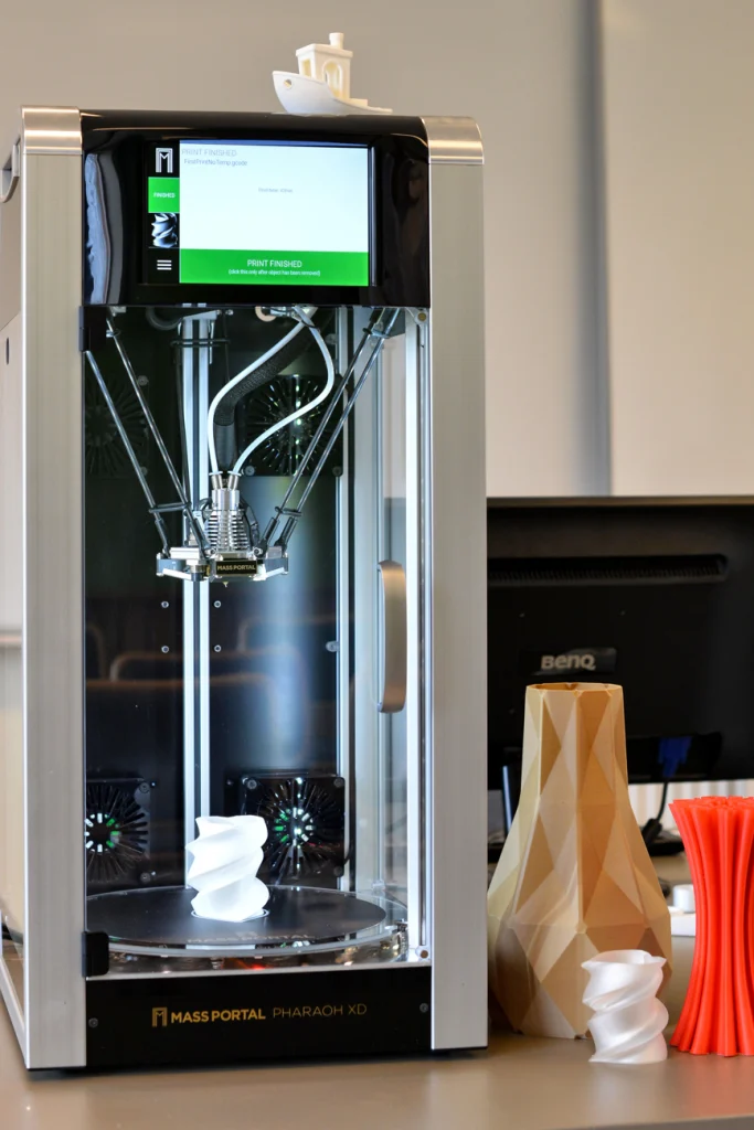 two-filament-3d-printer-finished-print-job